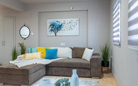 Veria Panorama Luxury Suite With Garden 2